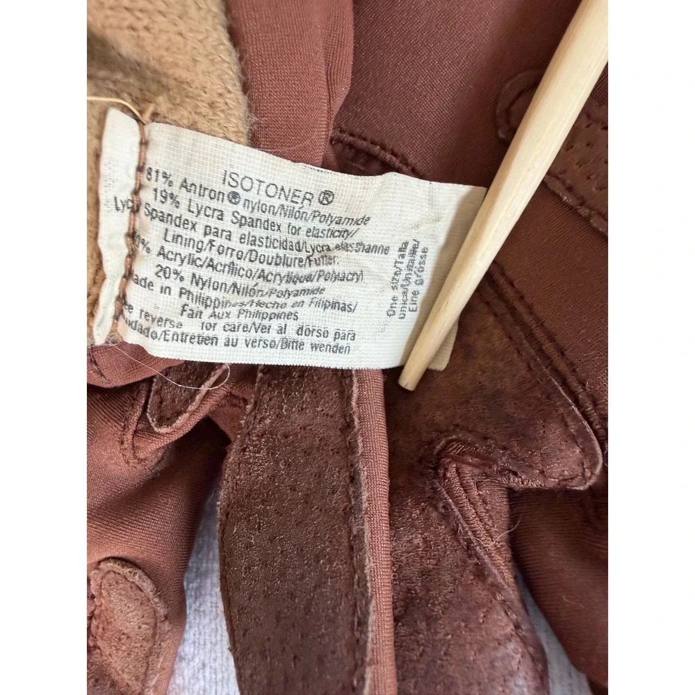 Vintage Isotoner Womens Spandex Cold Weather Gloves Brown One Size Chevron Logo